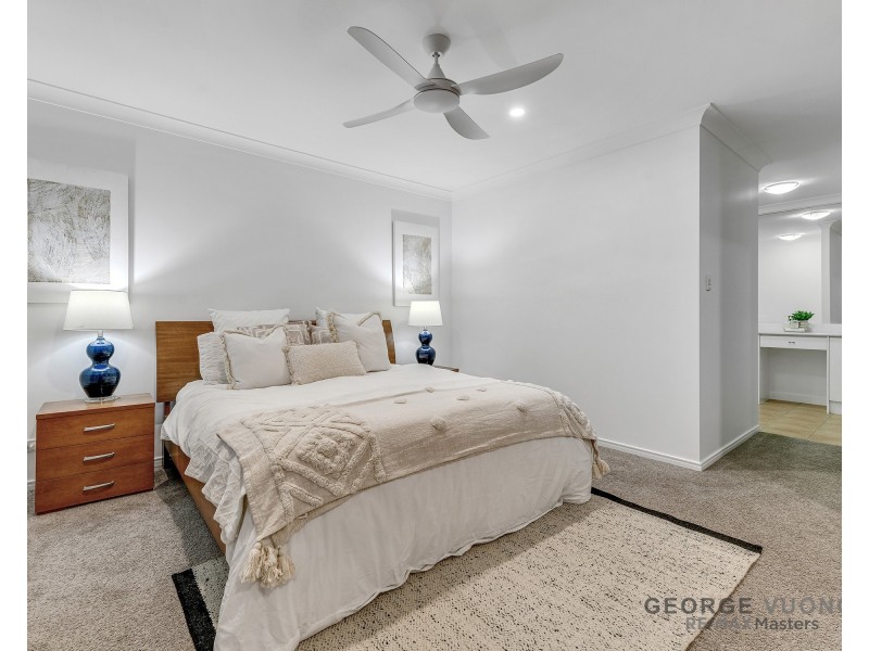 30 Booloumba Cr, Forest Lake QLD 4078