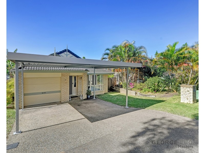 33 Collina Cr, Forest Lake QLD 4078