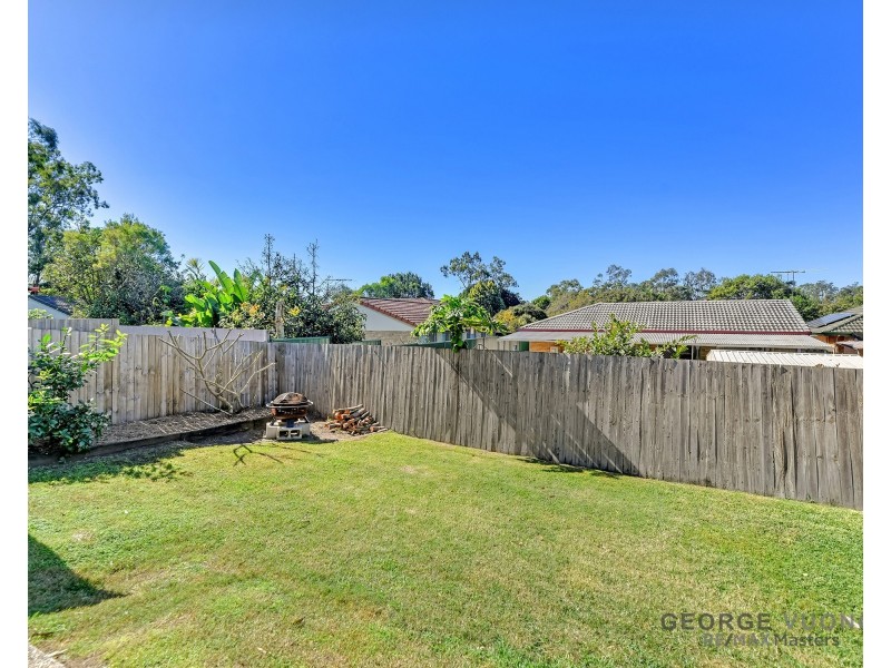 33 Collina Cr, Forest Lake QLD 4078