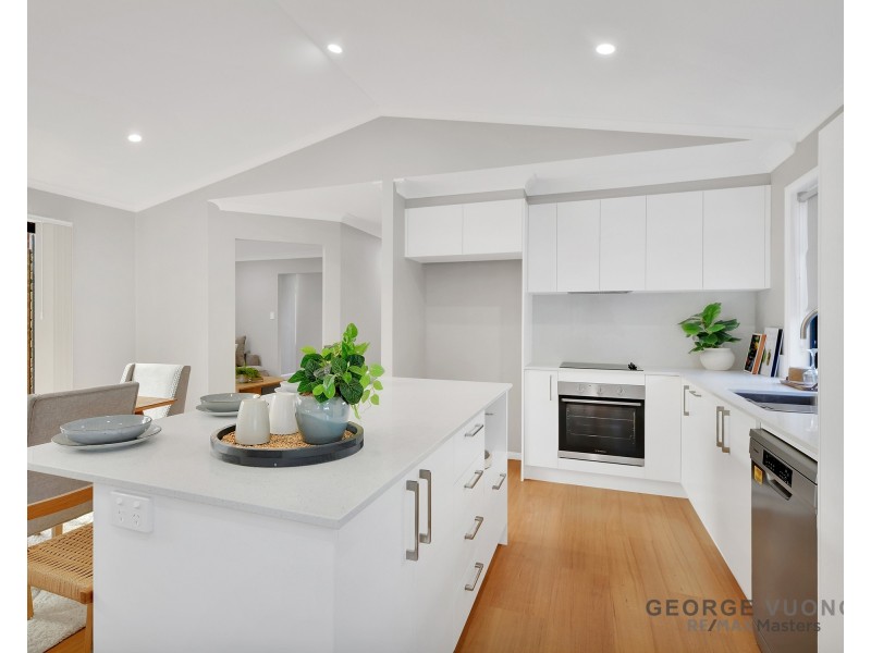 28 Richmond Place, Forest Lake QLD 4078