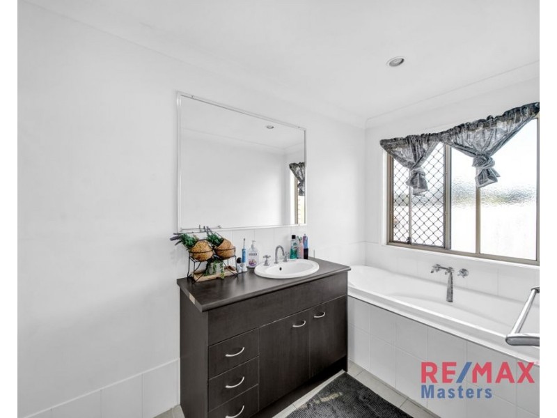 2 Fairweather Street, Berrinba QLD 4117