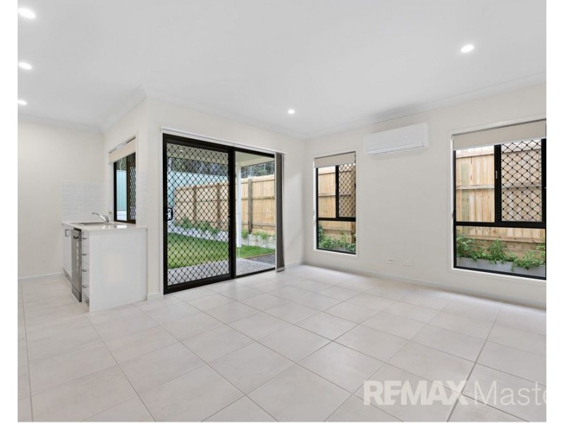 1/37 Kestrel Road, Park Ridge QLD 4125