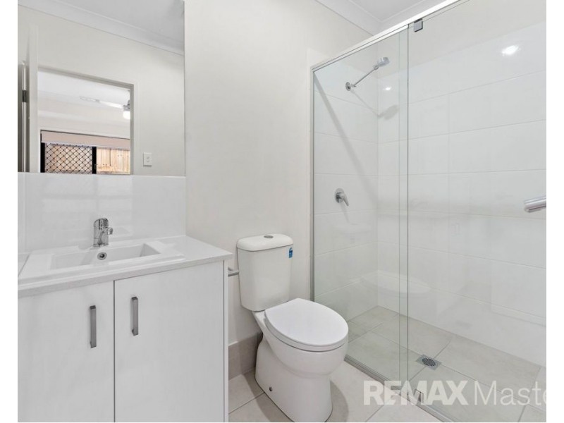 1/37 Kestrel Road, Park Ridge QLD 4125