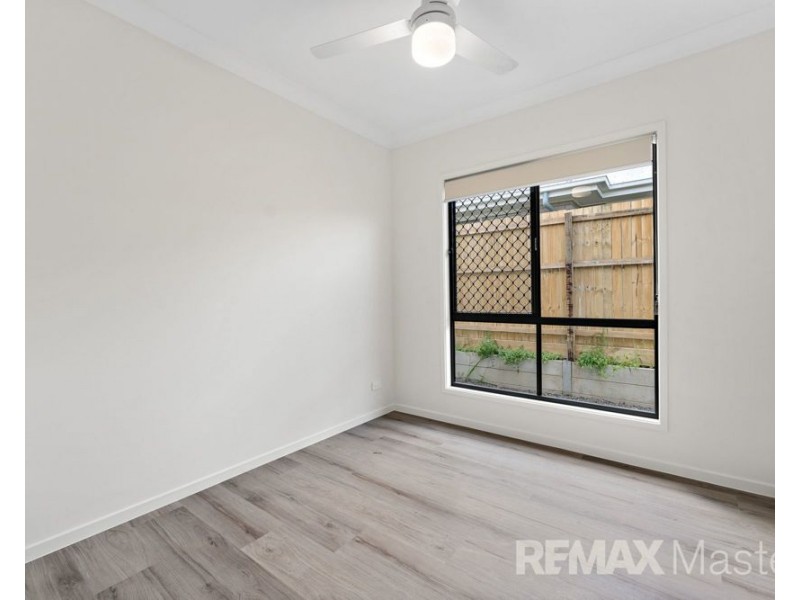 1/37 Kestrel Road, Park Ridge QLD 4125