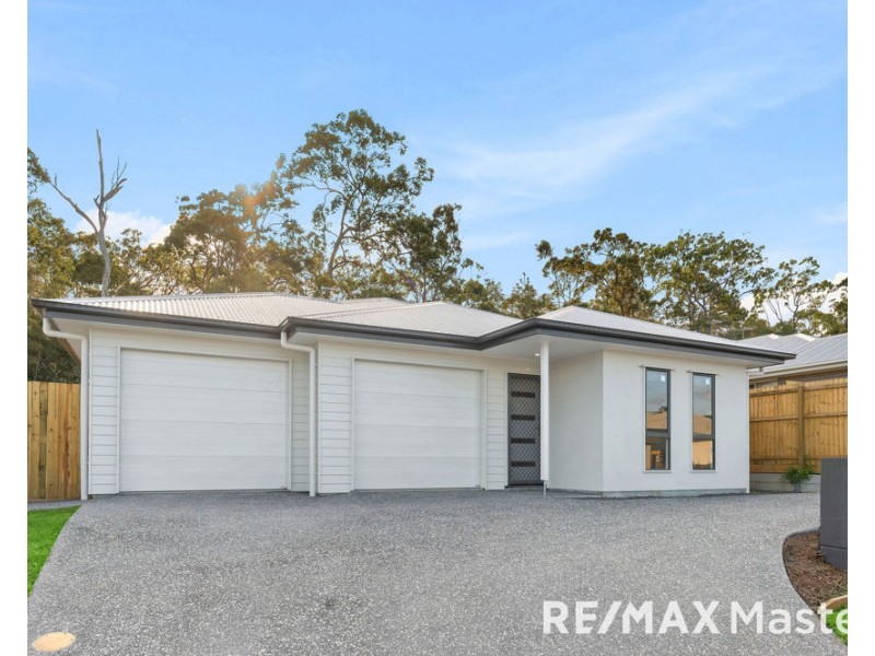 Unit 2 37 Kestrel Road, Park Ridge QLD 4125