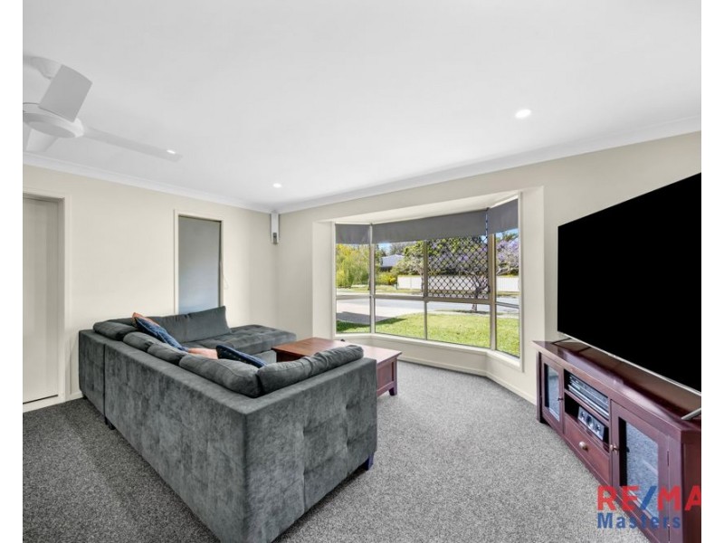 26 Edenlea Drive, Meadowbrook QLD 4131