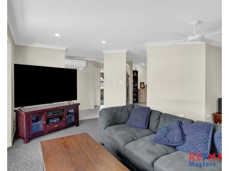 26 Edenlea Drive, Meadowbrook QLD 4131