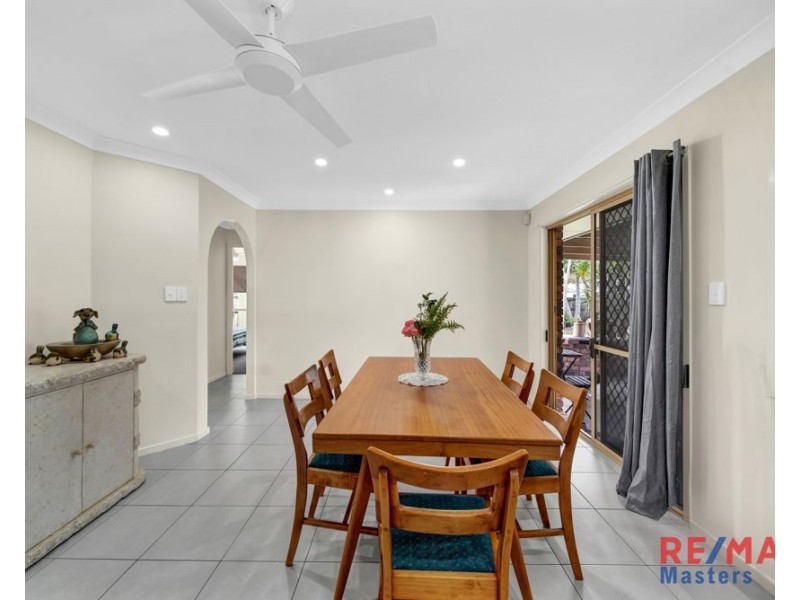 26 Edenlea Drive, Meadowbrook QLD 4131