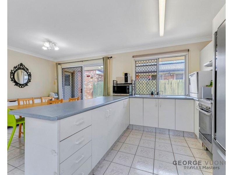 6 Pinaster St, Forest Lake QLD 4078
