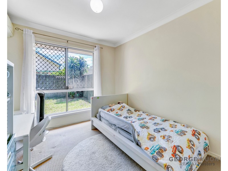 6 Pinaster St, Forest Lake QLD 4078