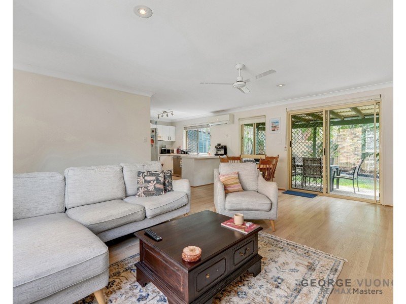 60 Settlers Cct, Forest Lake QLD 4078