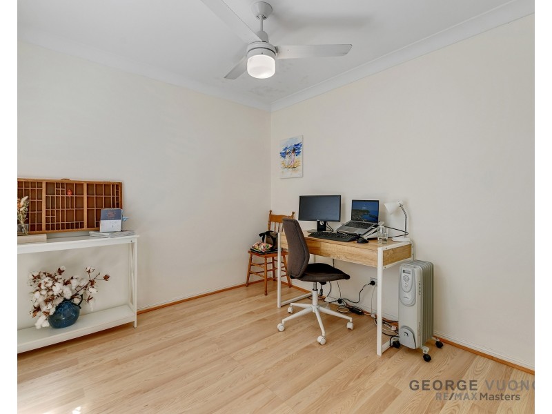 60 Settlers Cct, Forest Lake QLD 4078