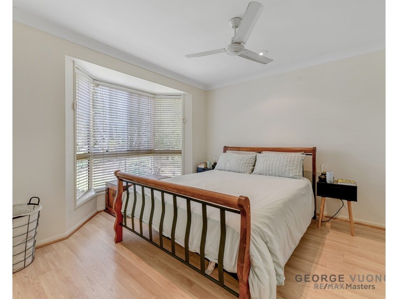 60 Settlers Cct, Forest Lake QLD 4078