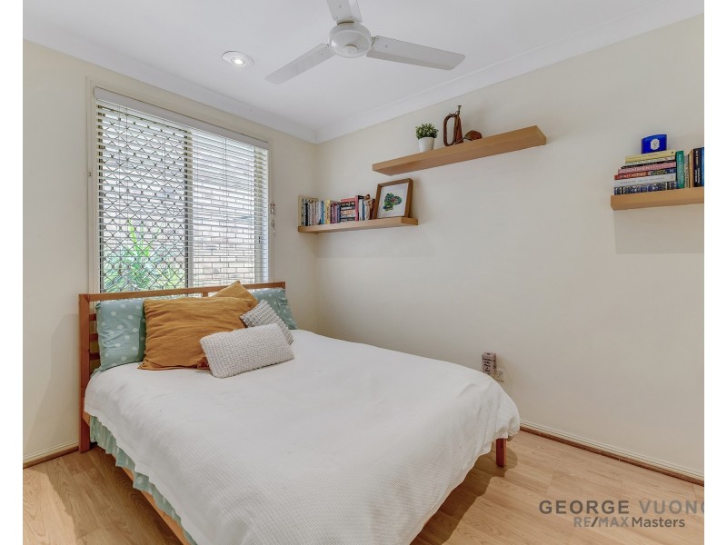 60 Settlers Cct, Forest Lake QLD 4078