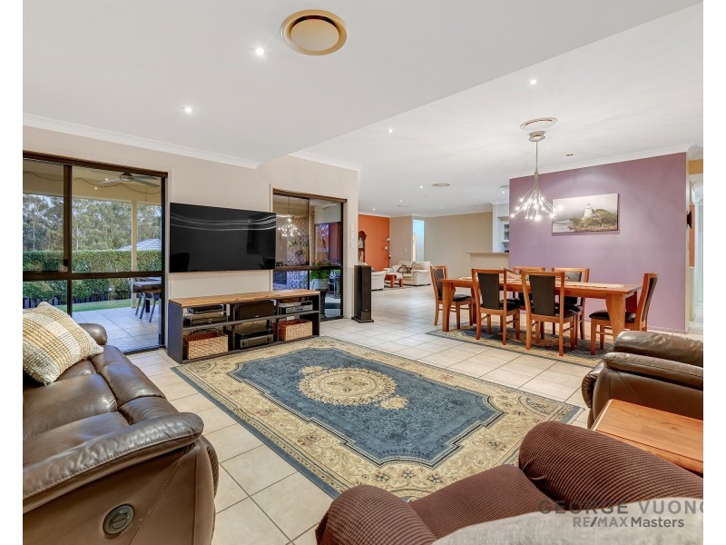 20 Saint Ives Cct, Forest Lake QLD 4078