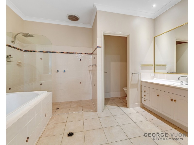 20 Saint Ives Cct, Forest Lake QLD 4078