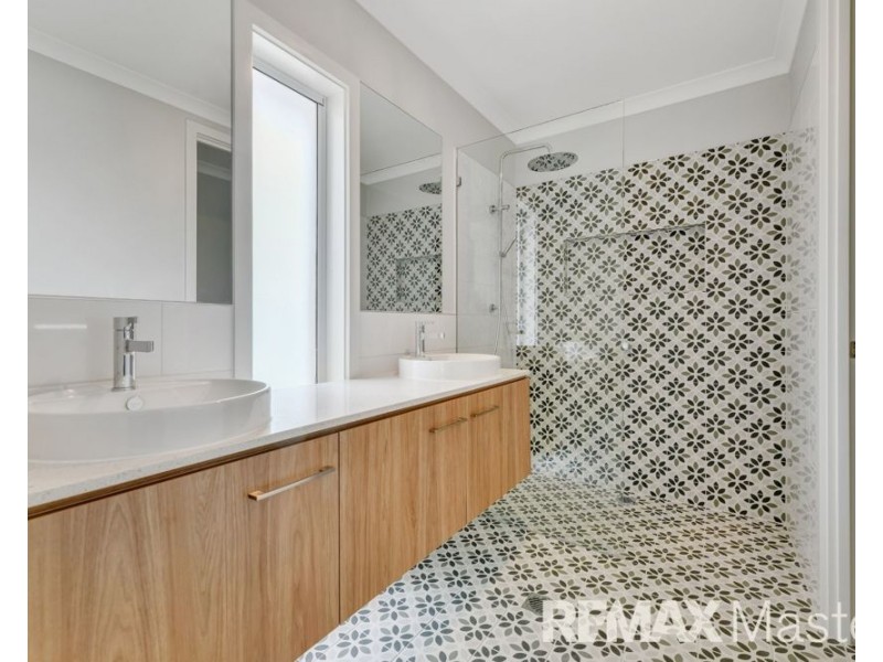 59 Foley Way, White Rock QLD 4306