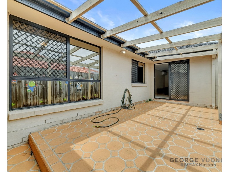 24 Hawthorne St, Forest Lake QLD 4078