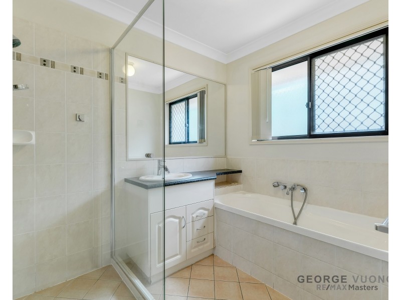 24 Hawthorne St, Forest Lake QLD 4078