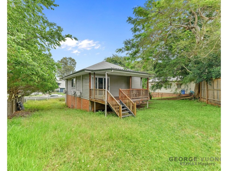 26 Brisbane Corso, Fairfield QLD 4103