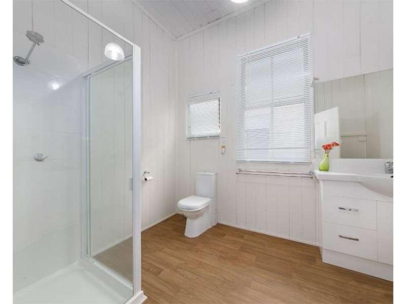 39 Walter Ave, East Brisbane QLD 4169