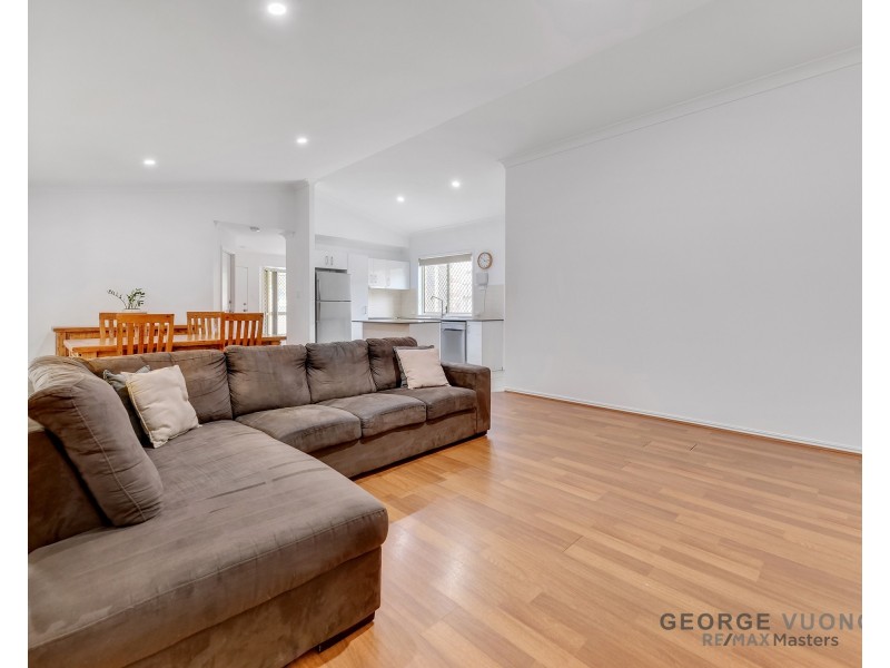 50 Glasshouse Cr, Forest Lake QLD 4078