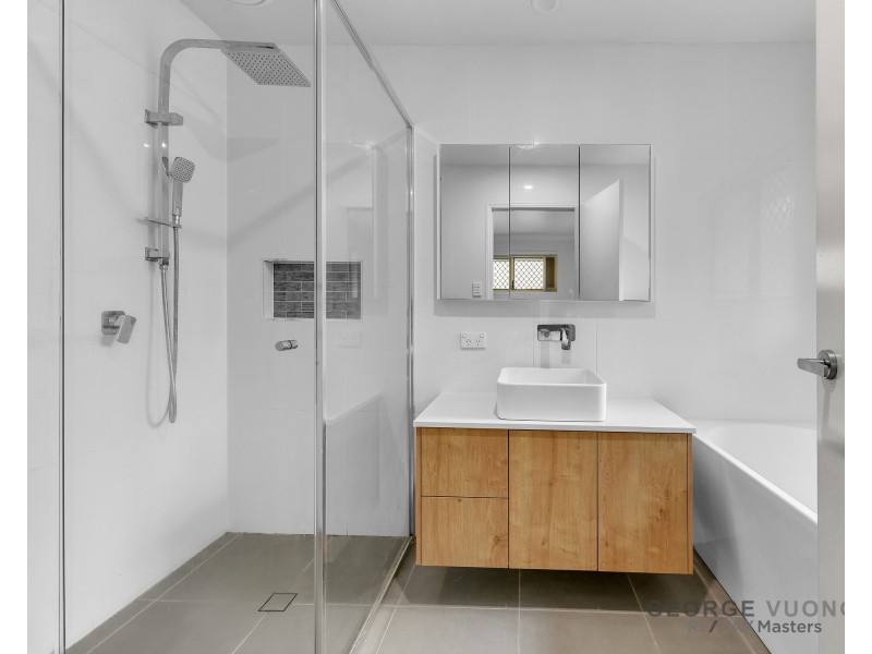 50 Glasshouse Cr, Forest Lake QLD 4078