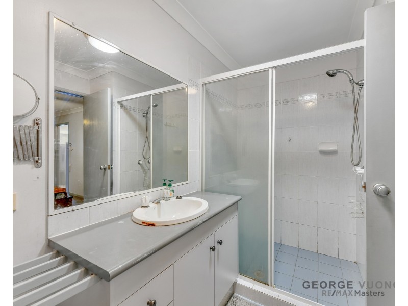 29 Clarendon Cct, Forest Lake QLD 4078