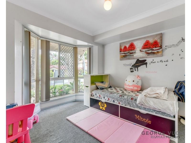 29 Clarendon Cct, Forest Lake QLD 4078