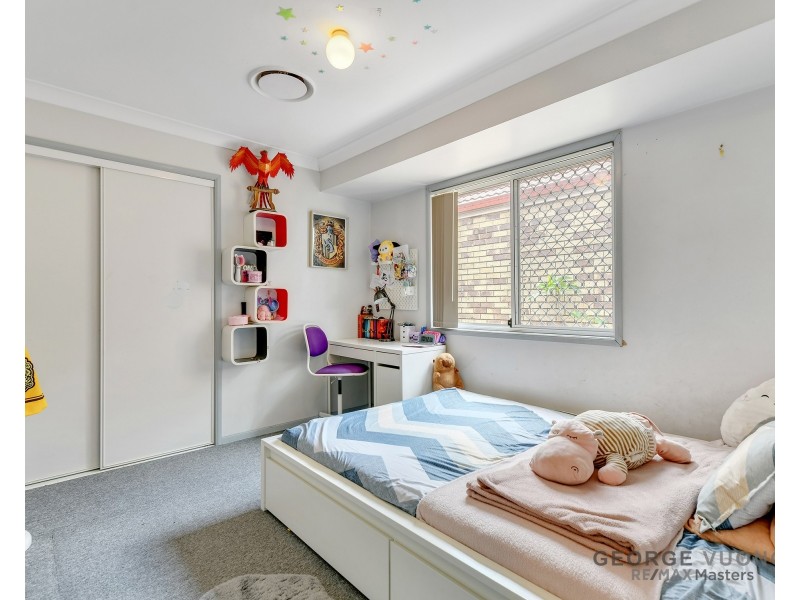 29 Clarendon Cct, Forest Lake QLD 4078