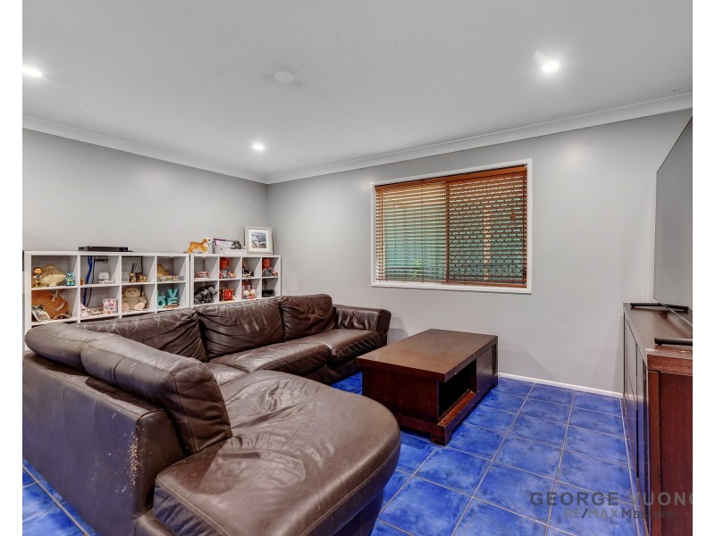 17 Ashton Way, Forest Lake QLD 4078