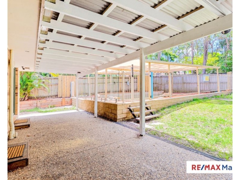 16 Scarlet Place, Forest Lake QLD 4078