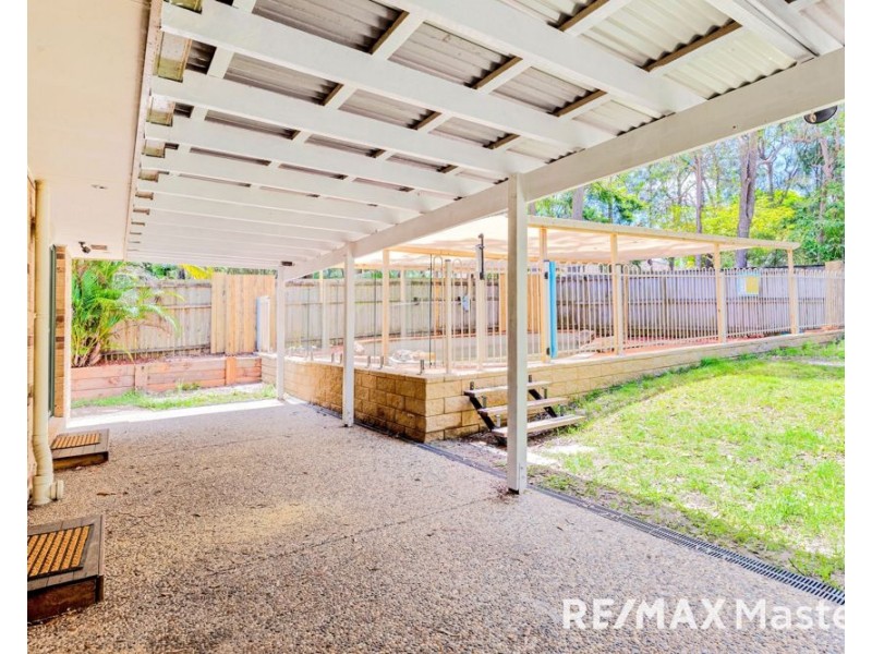 16 Scarlet Place, Forest Lake QLD 4078