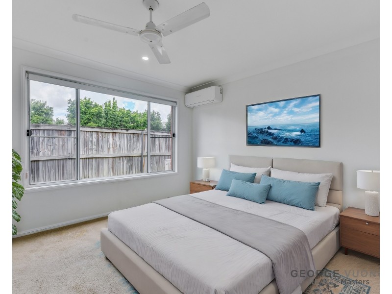 17 Pintail Cres, Forest Lake QLD 4078