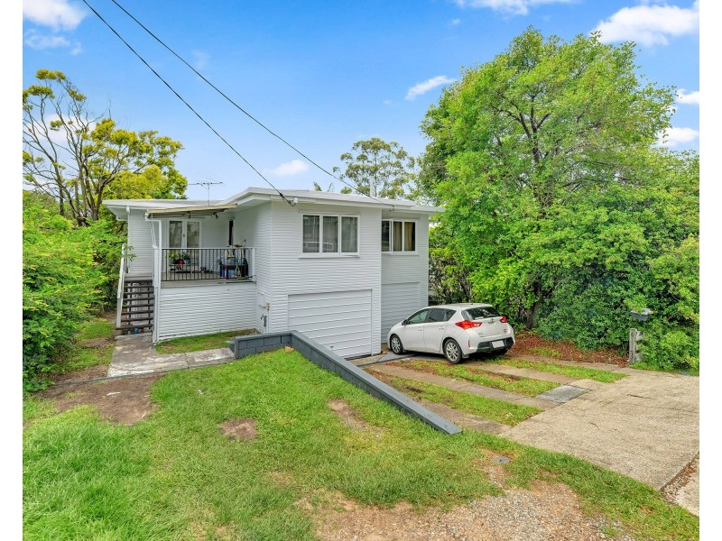 220 Dawson Rd, Wishart QLD 4122
