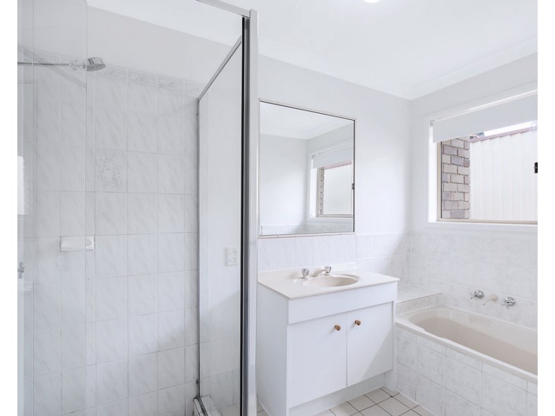 16 Mareeba Court, Boronia Heights QLD 4124