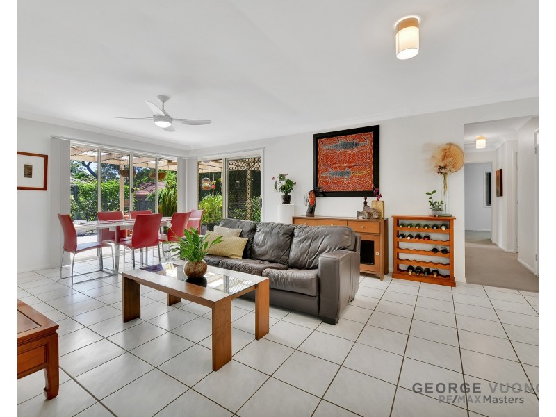 24 Paterson Pl, Forest Lake QLD 4078