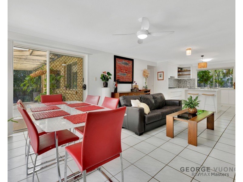 24 Paterson Pl, Forest Lake QLD 4078