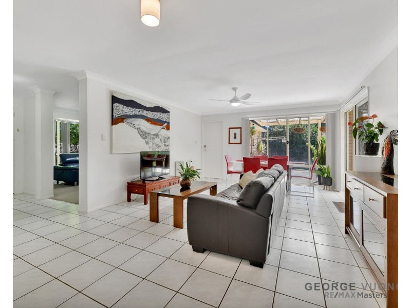 24 Paterson Pl, Forest Lake QLD 4078