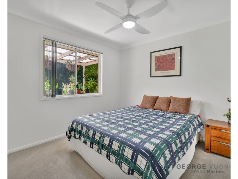 24 Paterson Pl, Forest Lake QLD 4078