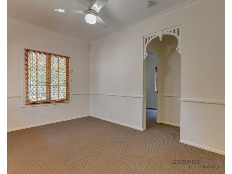 17 Hyde Pl, Forest Lake QLD 4078