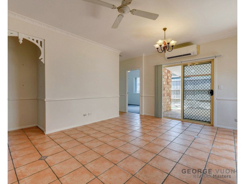 17 Hyde Pl, Forest Lake QLD 4078