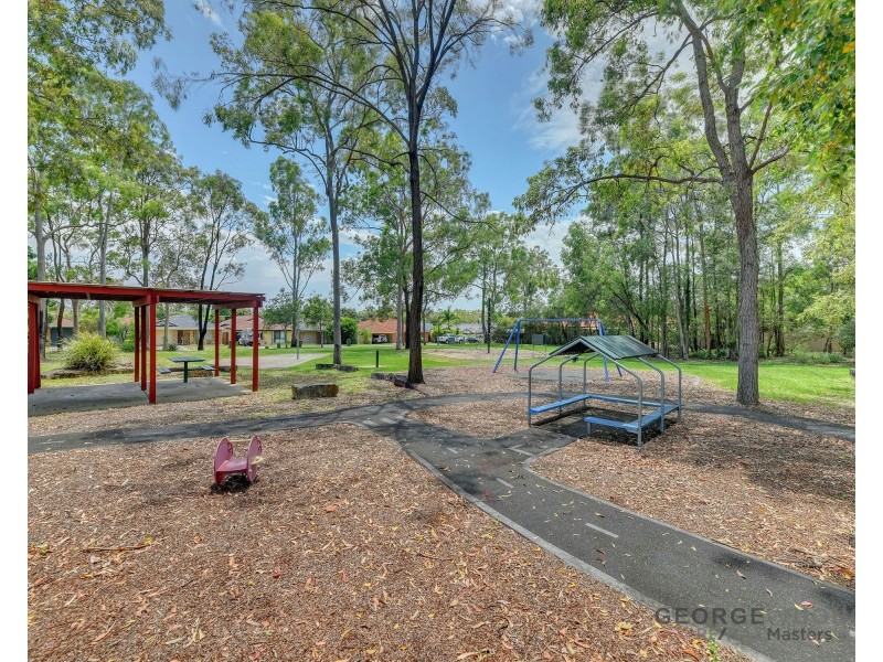 17 Hyde Pl, Forest Lake QLD 4078