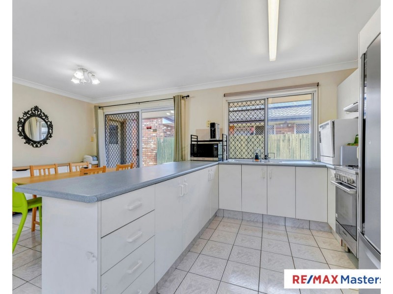 6 Pinaster St, Forest Lake QLD 4078