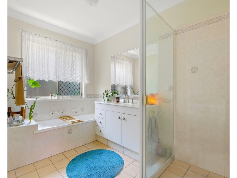 14 McKenzie Pl, Forest Lake QLD 4078