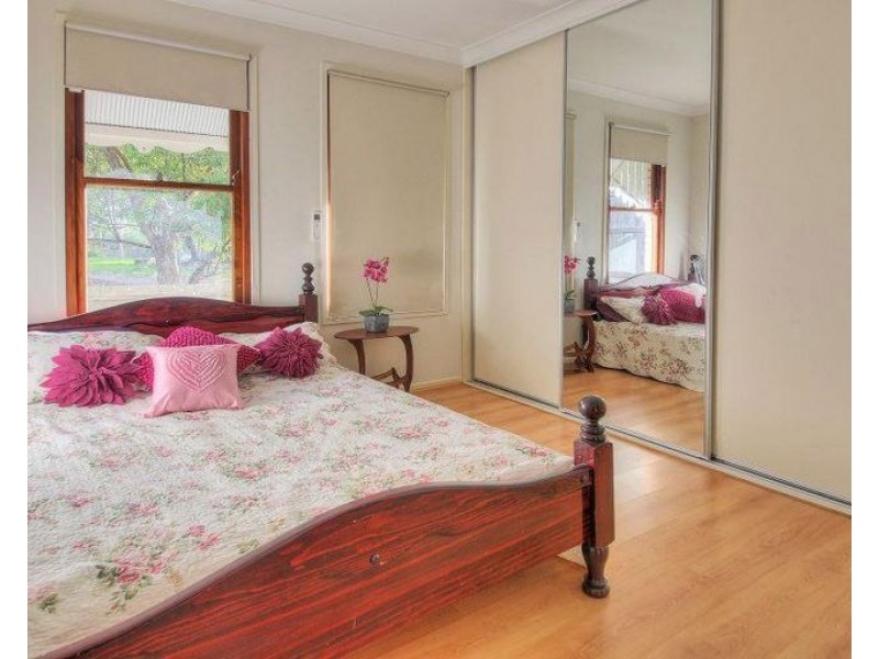 37 Booloumba Cr, Forest Lake QLD 4078