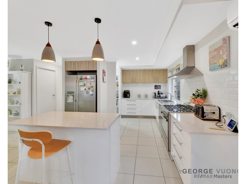 12 Glendale Crescent, Heathwood QLD 4110