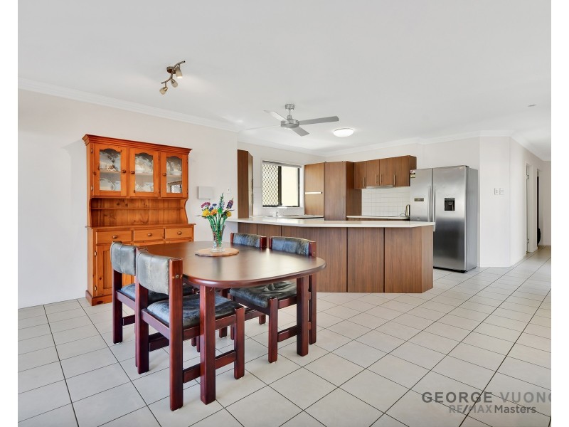 9 Cobourg St, Forest Lake QLD 4078