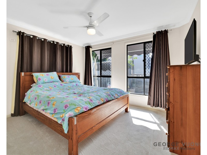 9 Cobourg St, Forest Lake QLD 4078