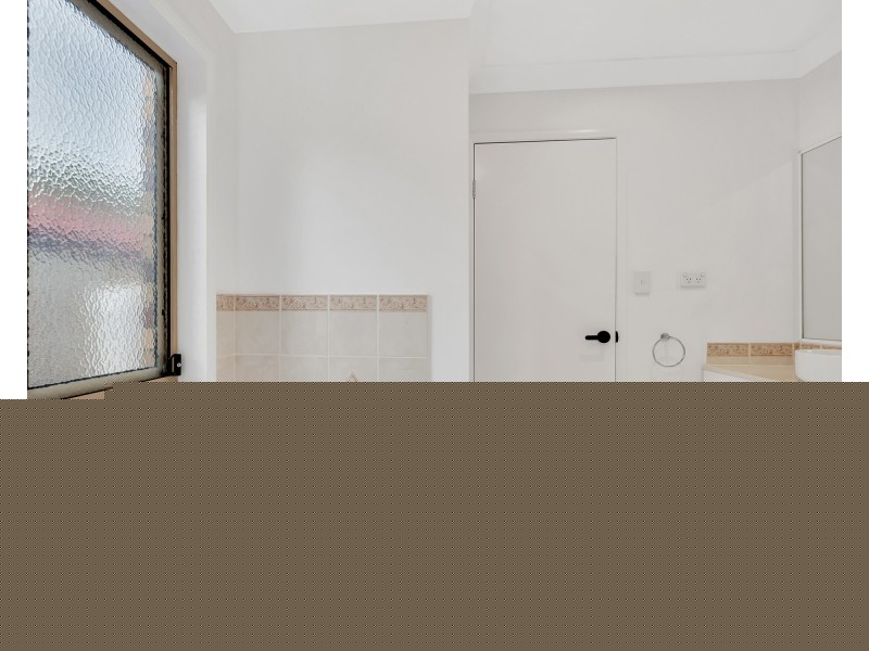 10 Regents Cct, Forest Lake QLD 4078